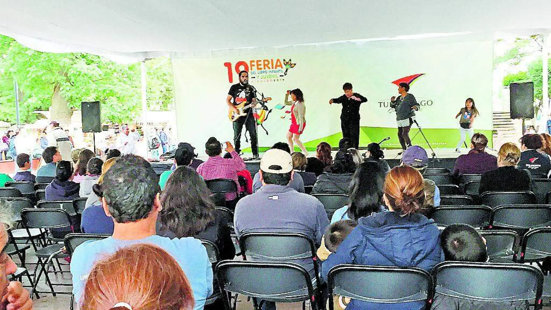 FERIA DEL LIBRO TULANCINGO (3)